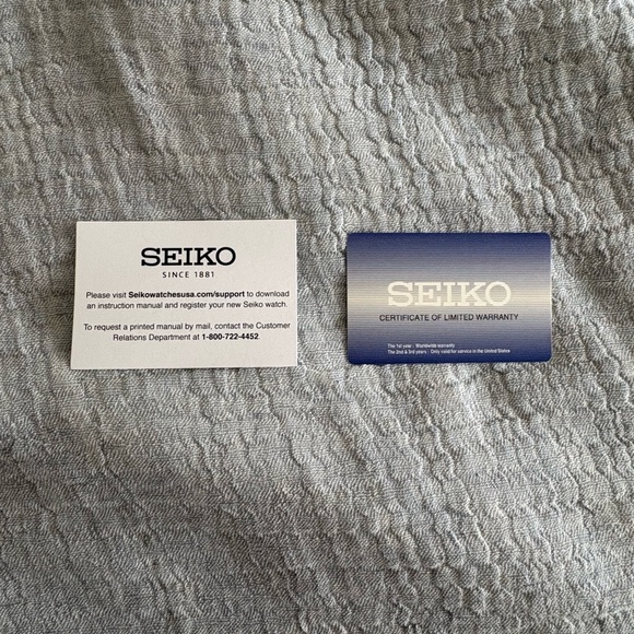 Seiko Gold Rectangular Watch - Picture 6 of 7